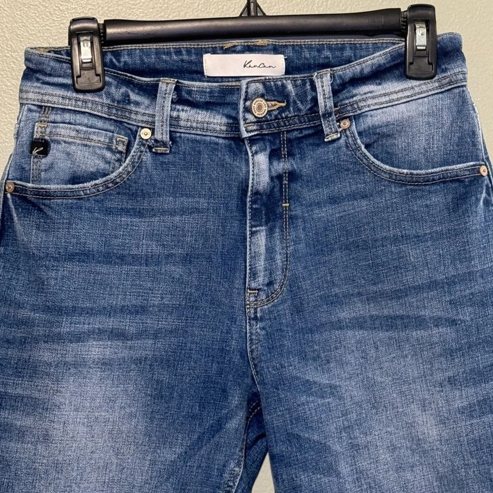 KanCan Estilo High Rise Slim Straight Raw Hem Denim Blue Jeans Size 7 / 27  7/27